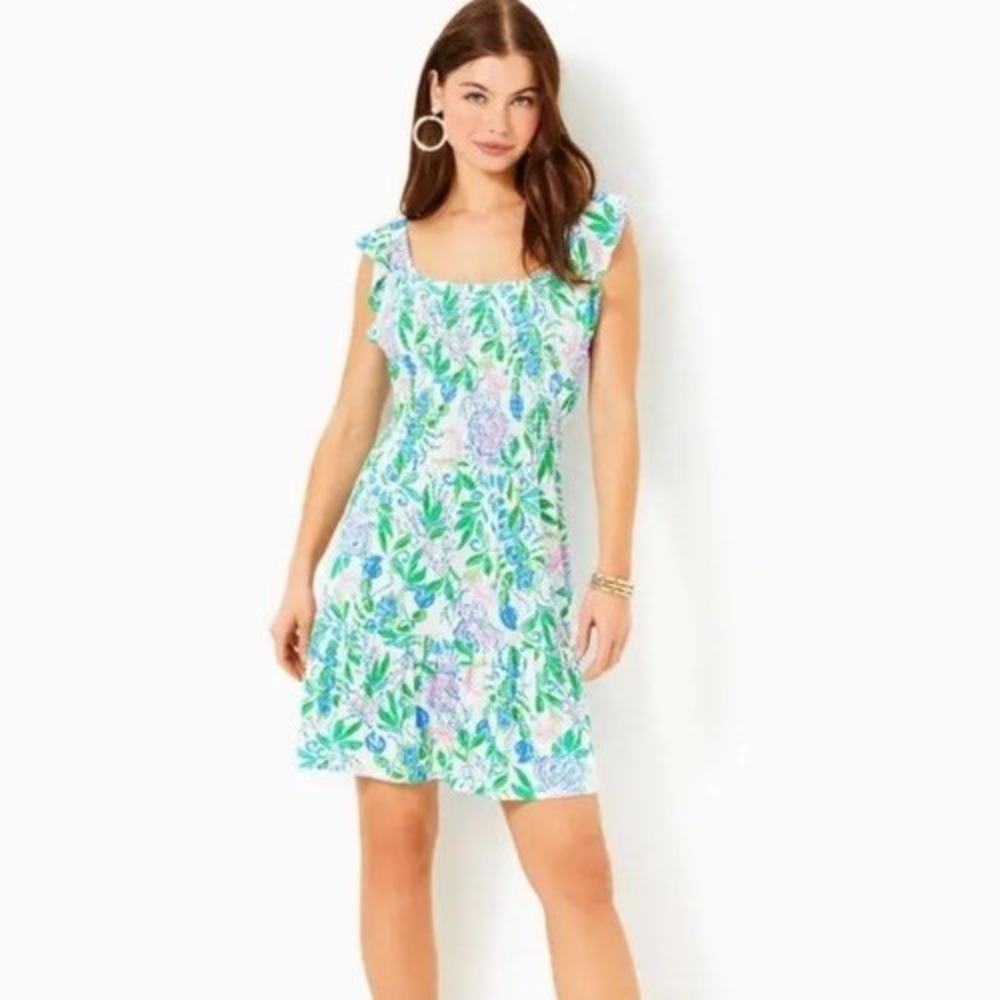 NWOT Lilly Pulitzer Jilly Smocked Fit Flare Floral White Resort Just A Pinch S